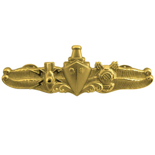NAVY Metal Badge: Special Operations Warfare Officer - Full Size. US NAVY Metal Badge Pin: Special Operations Warfare Officer, Regulation Size in Gold Finish.  - Measures approx 2-13/16" wide x 7/8" high - Clutch back pin - Sold individually - Made in the USA