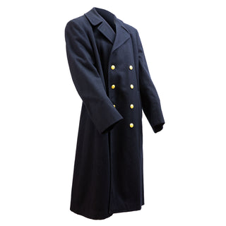Vintage 1950s US NAVY Men's Bridgecoat with gold buttons. Tropical half-lined Vtg 1958 Male Formal Wool Bridge Coat. Classic military issue outerwear overcoat to keep you warm in Fall & Winter inclement weather. Worn by Chiefs (CPOs) & Officers over Dinner Dress Blue & Service Dress Blue uniforms. Dark Blue-Black Wool Outer Shell. Genuine, Official USN Military uniform. Made in the USA.