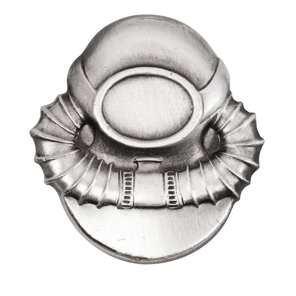 US NAVY Silver Oxide Metal Badge - Scuba Diver, Regulation Full Size. Silver Oxidized Finish.  - Measures approximately 1" wide x 1 1/8" high - Clutch back pin - Sold individually - Made in the USA.