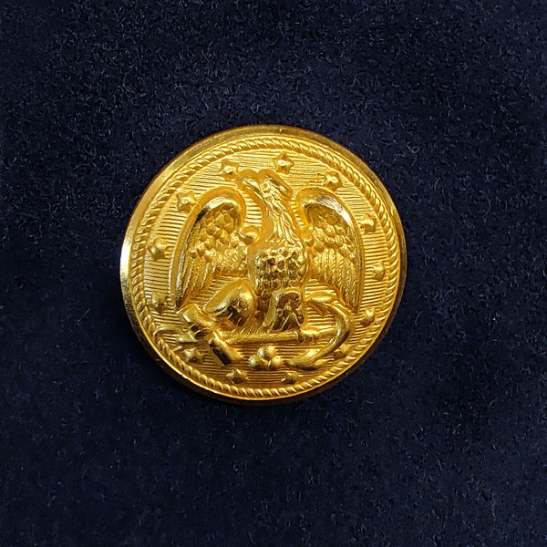 40-line size U.S. Navy gold metal button. 1-inch wide with eagle & 13 star emblem.