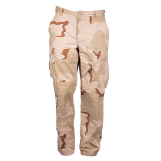 DCU Tri-Color Desert Camo Men's Trousers. U.S Military Desert Combat Male Uniform Pants in Tri-Color Desert Camo. Official, Military issue DCU Tri-Color Desert tan camouflage pattern. Features 6 pockets: 2 front, 2 back and 2 side cargo. Nylon/Cotton Ripstop in Tan, Khaki, Sand, Brown Desert Camo. Made in U.S.A.