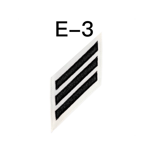 NAVY E2-E3 Combo Rating Badge: Gunners Mate - White